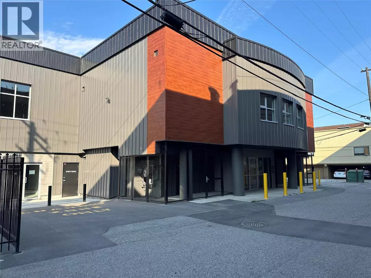 Penticton, BC V2A5M5,352 WINNIPEG ST #119