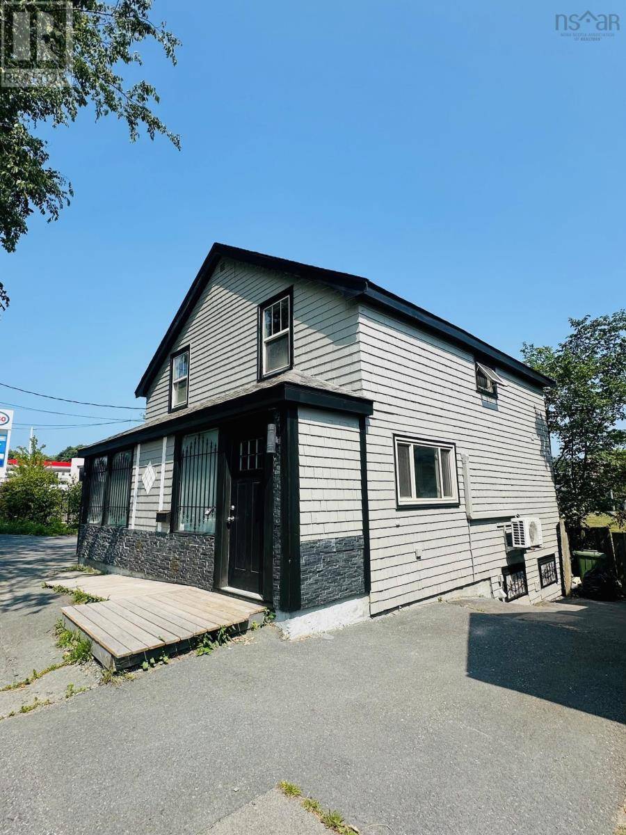 Dartmouth, NS B2Y1E1,170 Ochterloney Street