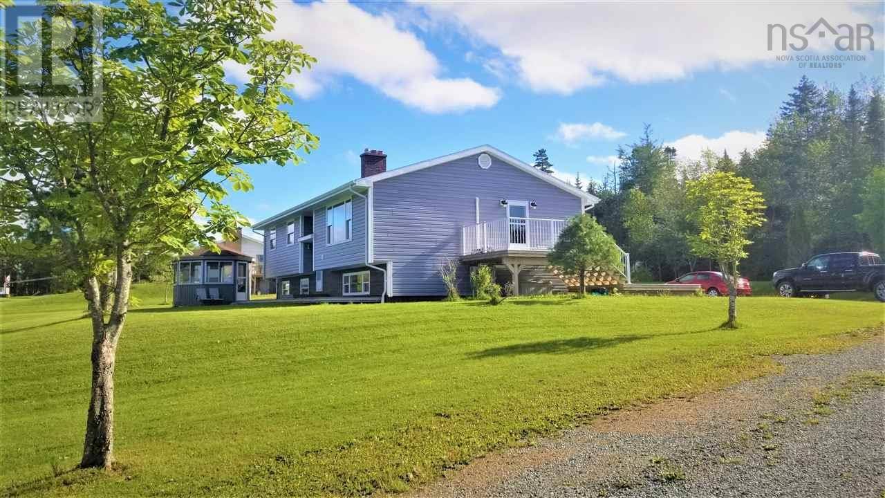 110 De Raymond Street, St. Peter&apos;s, NS B0E3B0