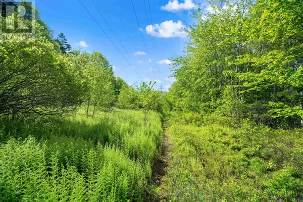 Fall River, NS B2T1W2,27 Copperhead Road