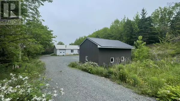 4398 Highway 1, Weymouth, NS B0W3T0