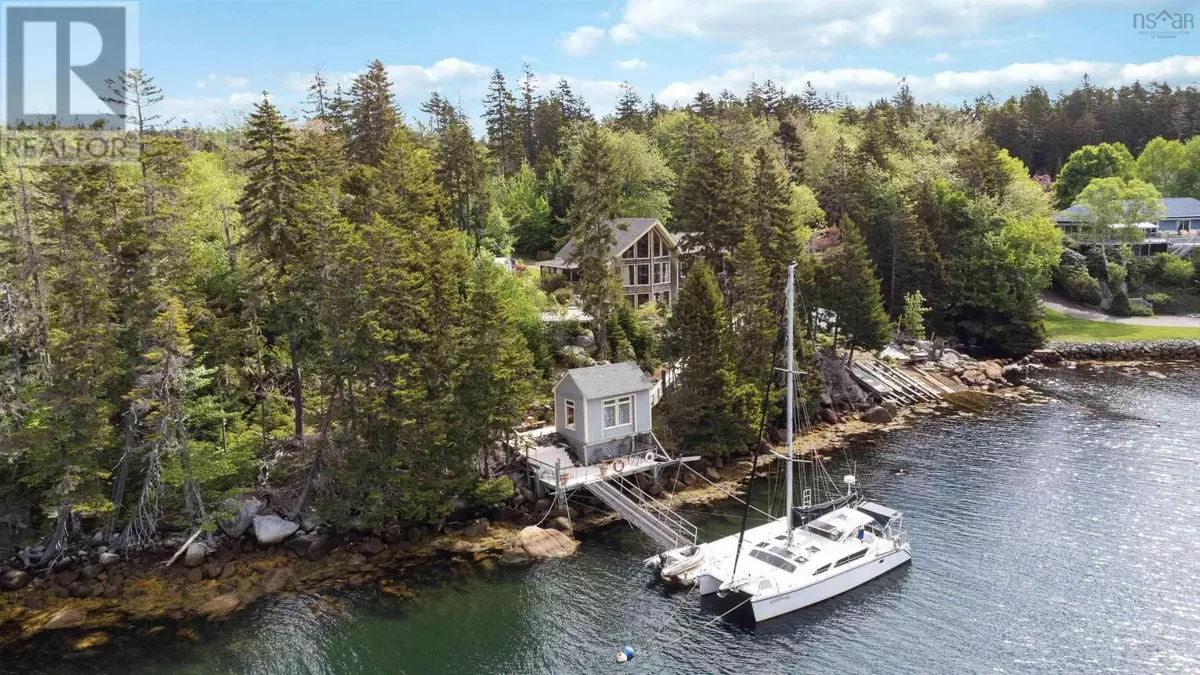 Deep Cove, NS B0J1T0,65 Compass Rose Lane