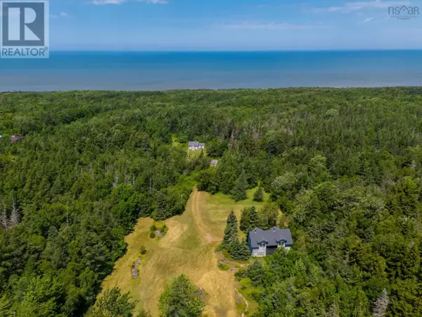 Hampton, NS B0S1C0,7656 Shore Road