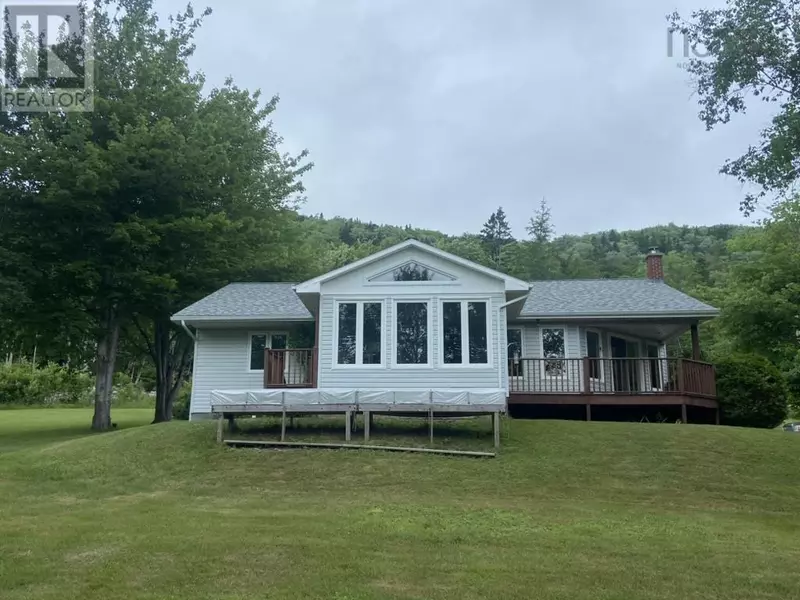 10797 Highway 105, Aberdeen, NS B0E3M0