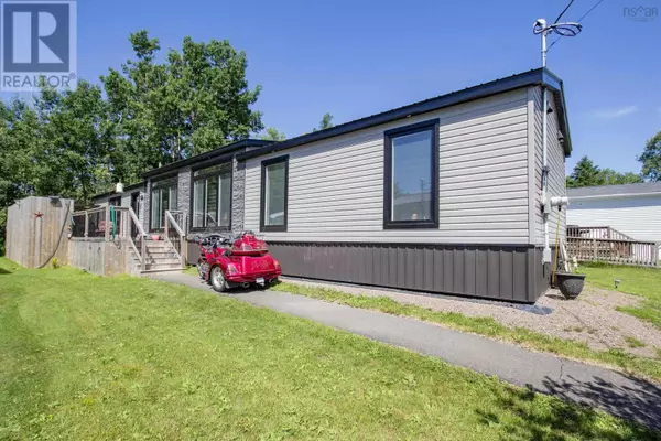 50 Rosewood Drive, Amherst, NS B4H4S6