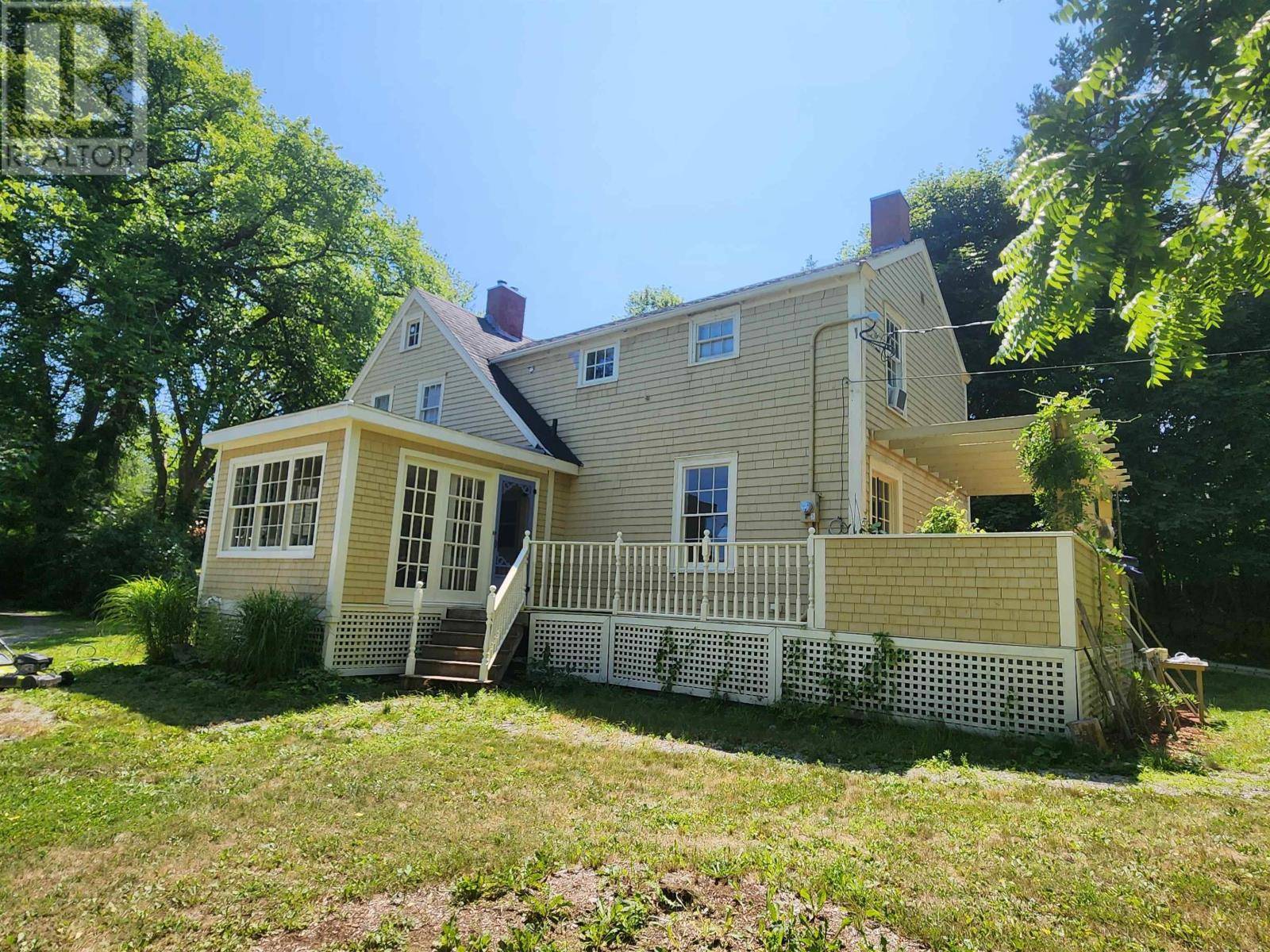 Liverpool, NS B0T1K0,382 Main Street