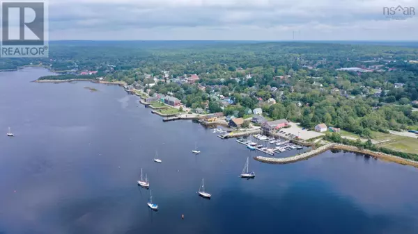 Shelburne, NS B0T1W0,16 John Street