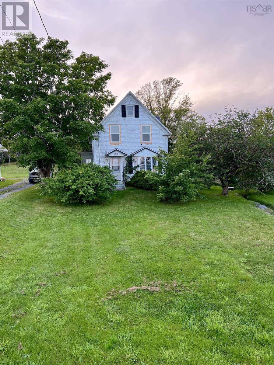 1042 335 Highway, Middle West Pubnico, NS B0W2M0