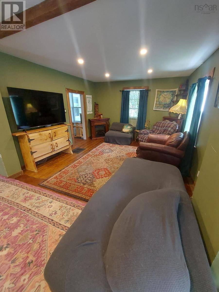 Goshen, NS B0H1M0,87 Copper Lake Road