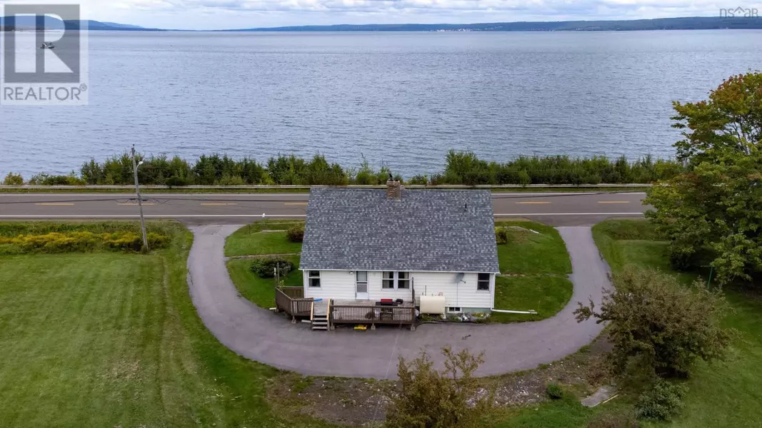 403 Shore Road, Bay View, NS B0V1A0