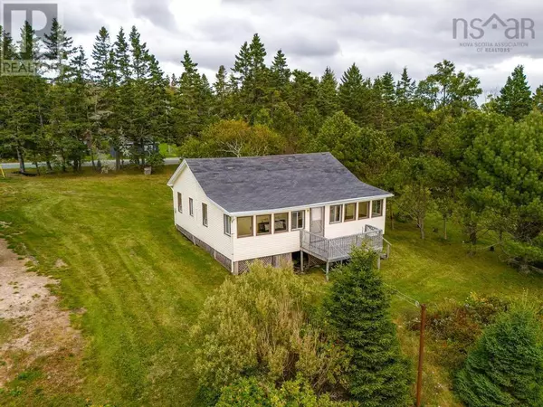 9136 St Margarets Bay Road, Queensland, NS B0J1T0