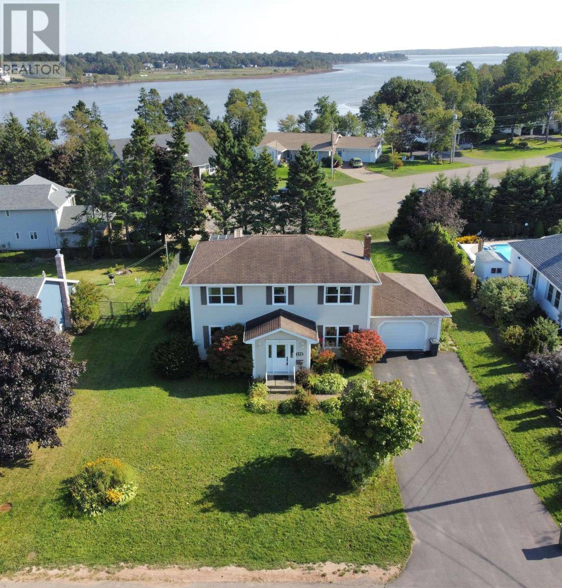 112 Hunters Creek Drive, Charlottetown, C1E1M9
