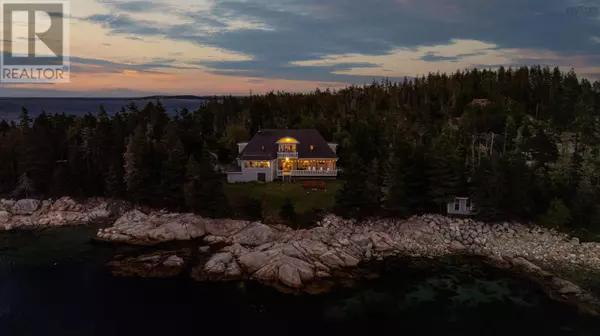 152 Owls Head Drive, Northwest Cove, NS B0J1T0