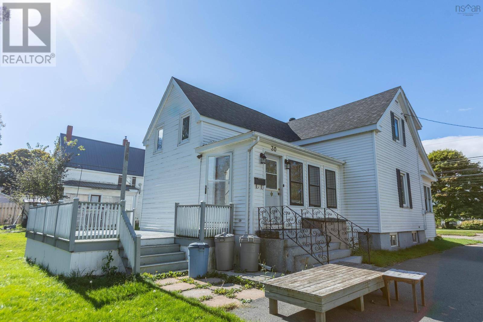 Amherst, NS B4H1C1,30 Victoria Street W
