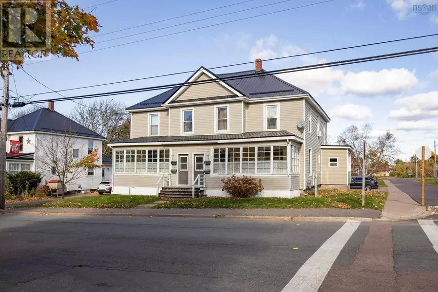 162/164 Church Street, Amherst, NS B4H3C4