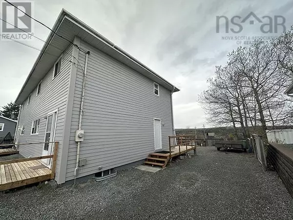 Port Hawkesbury, NS B9A2C2,216 & 218 Hiram Street