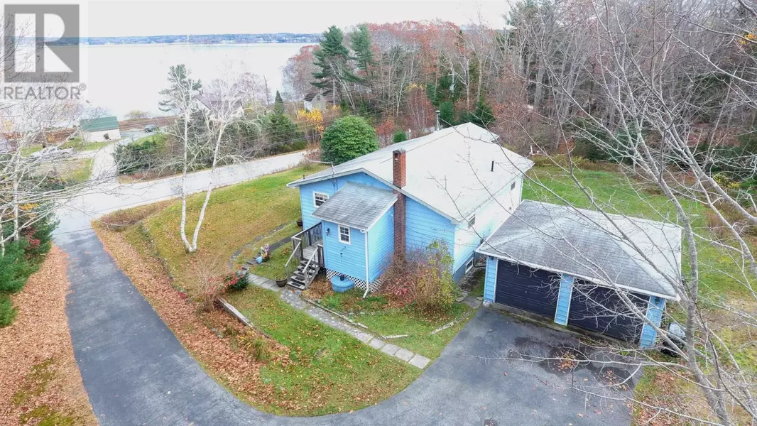 852 Shore Road, Churchover, NS B0T1W0