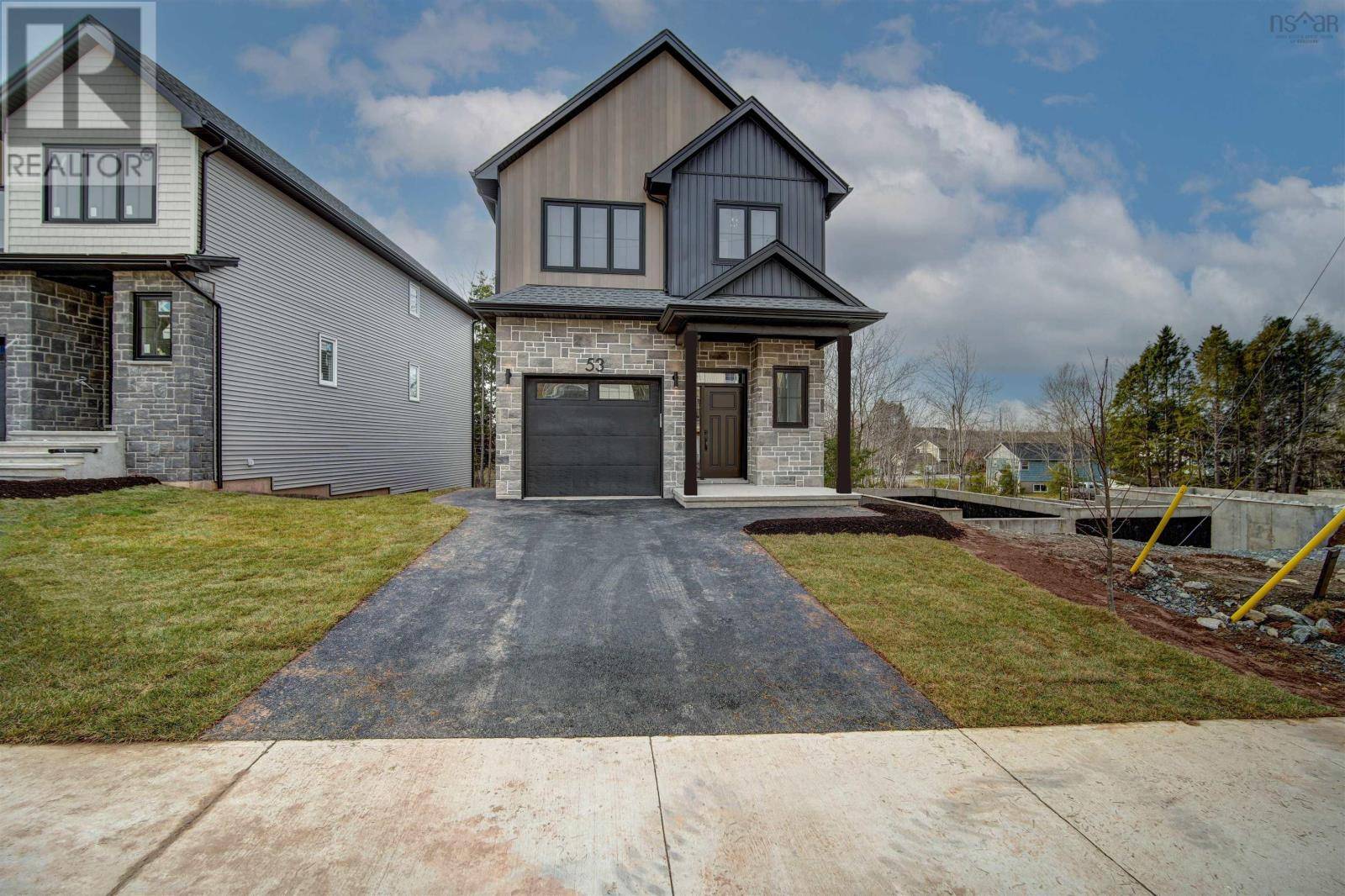 53 Pearlgarden Close #36, Dartmouth, NS B2X2G1