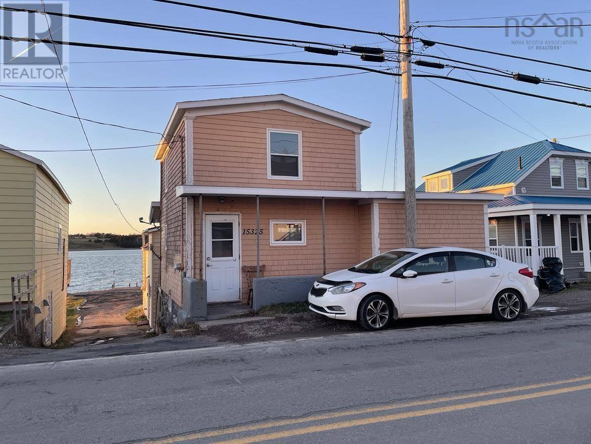 15325 Cabot Trail, Chéticamp, NS B0E1H0