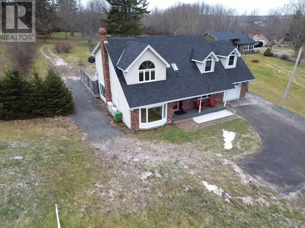 118 Town Road, Falmouth, NS B0P1L0