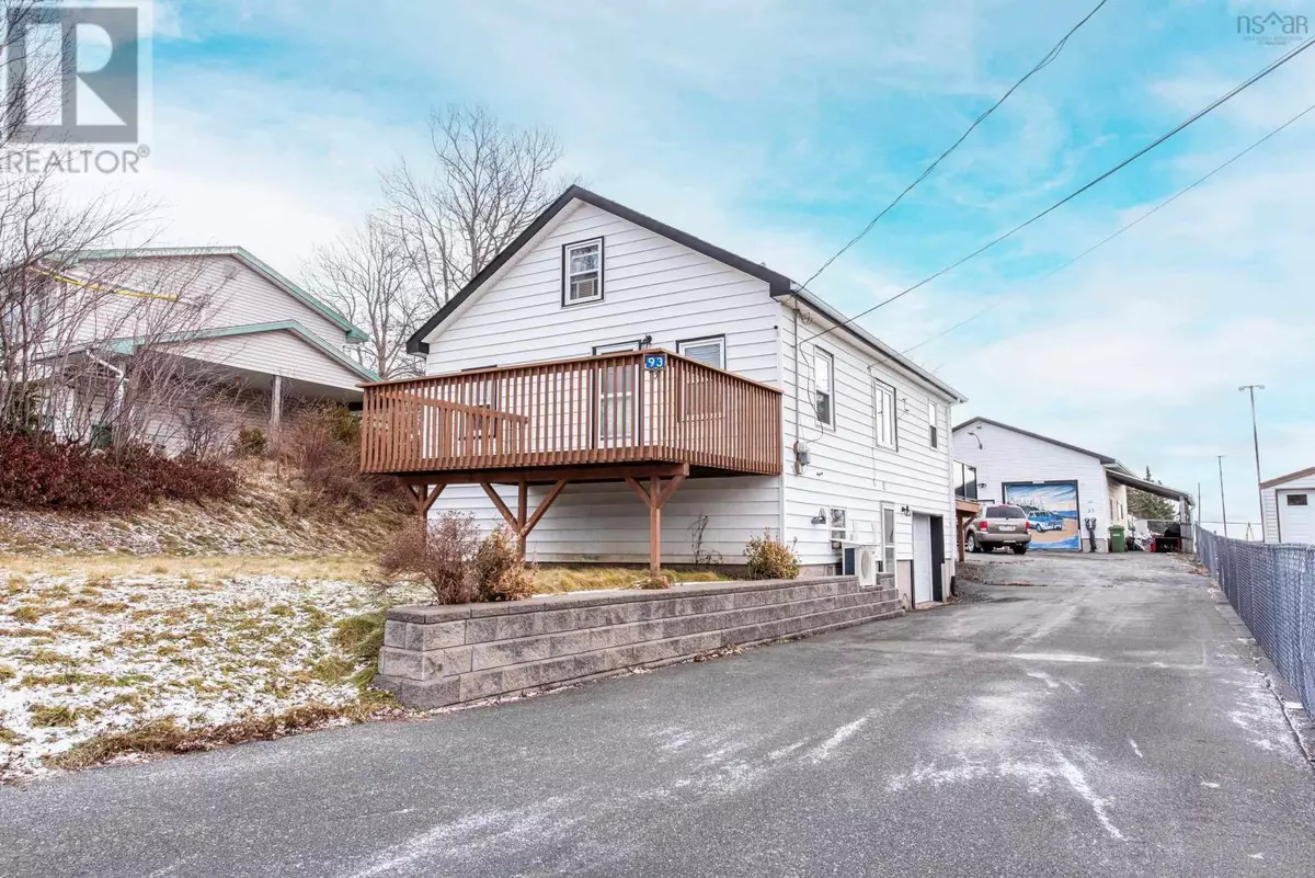 Eastern Passage, NS B3G1M4,93 Howard Avenue