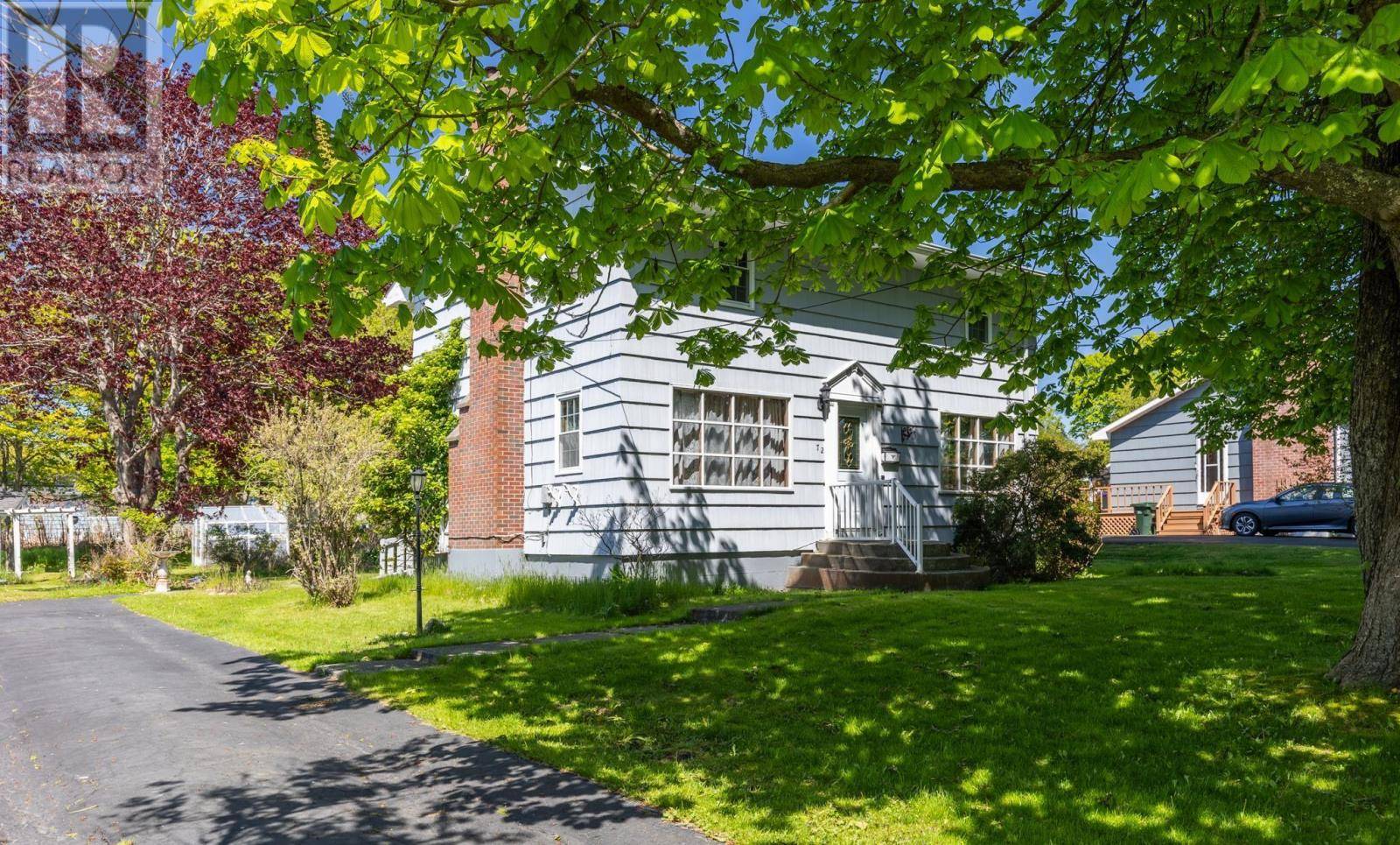 Yarmouth, NS B5A2S3,72 Huntington Street
