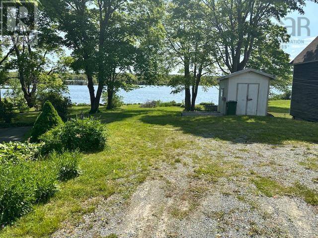 Liverpool, NS B0T1K0,41 Bristol Avenue