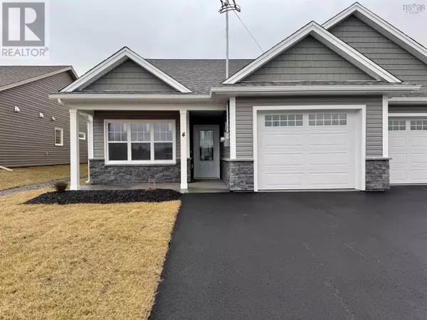 4 Goldenrod Court, Falmouth, NS B0N1L0