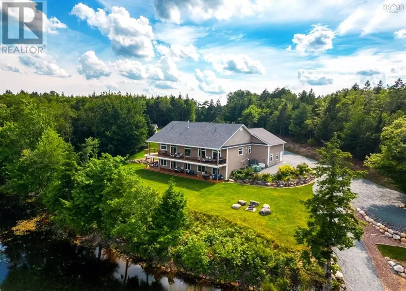 197 Somerset Road, Italy Cross, NS B4V0M1