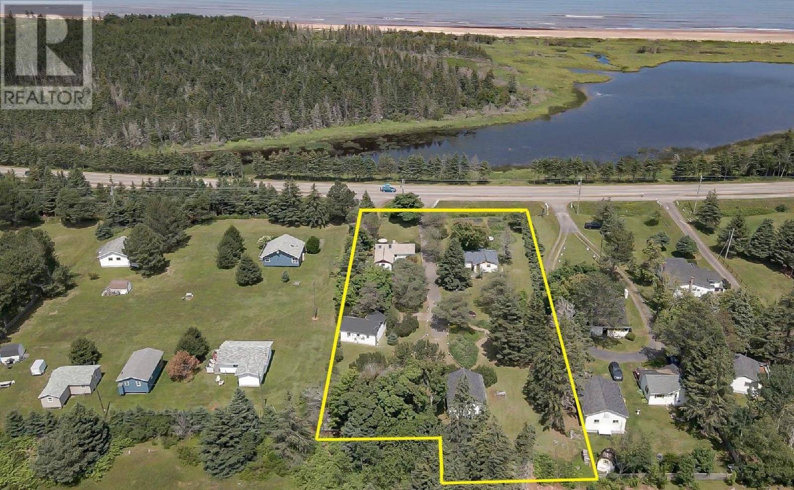 1319 Gulf Shore Parkway E, Stanhope, C0A1P0