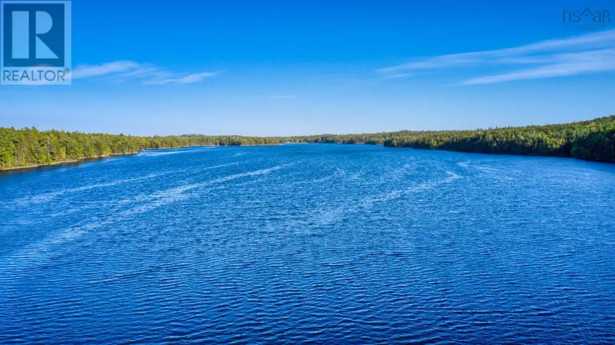 Walden, NS B0J2E0,2480 Woodstock Road