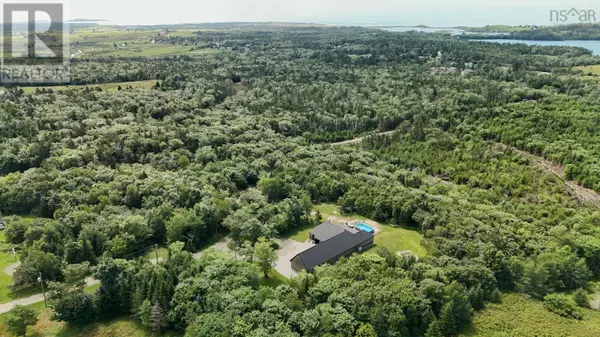 North Chegoggin, NS B5A5K6,319 Edson Foote Road