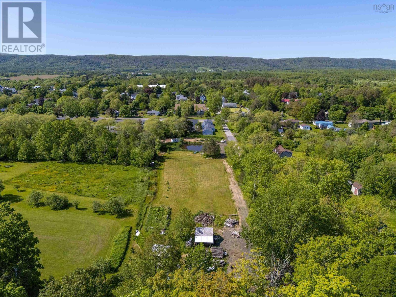 3 Chipman Avenue, Bridgetown, NS B0S1C0