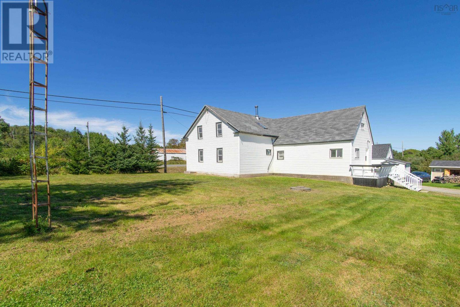 Ashmore, NS B0W3T0,6166 Highway 1