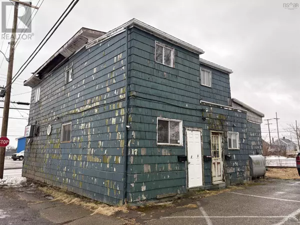 Glace Bay, NS B1A3X5,17 Sterling Road    Glace Bay Road