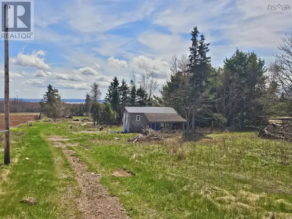 9260 Highway 2, Great Village, NS B0M1L0
