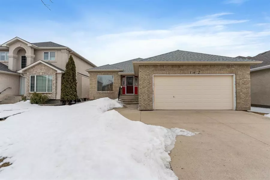 142 Georgetown Drive, Winnipeg, MB R3Y1V1