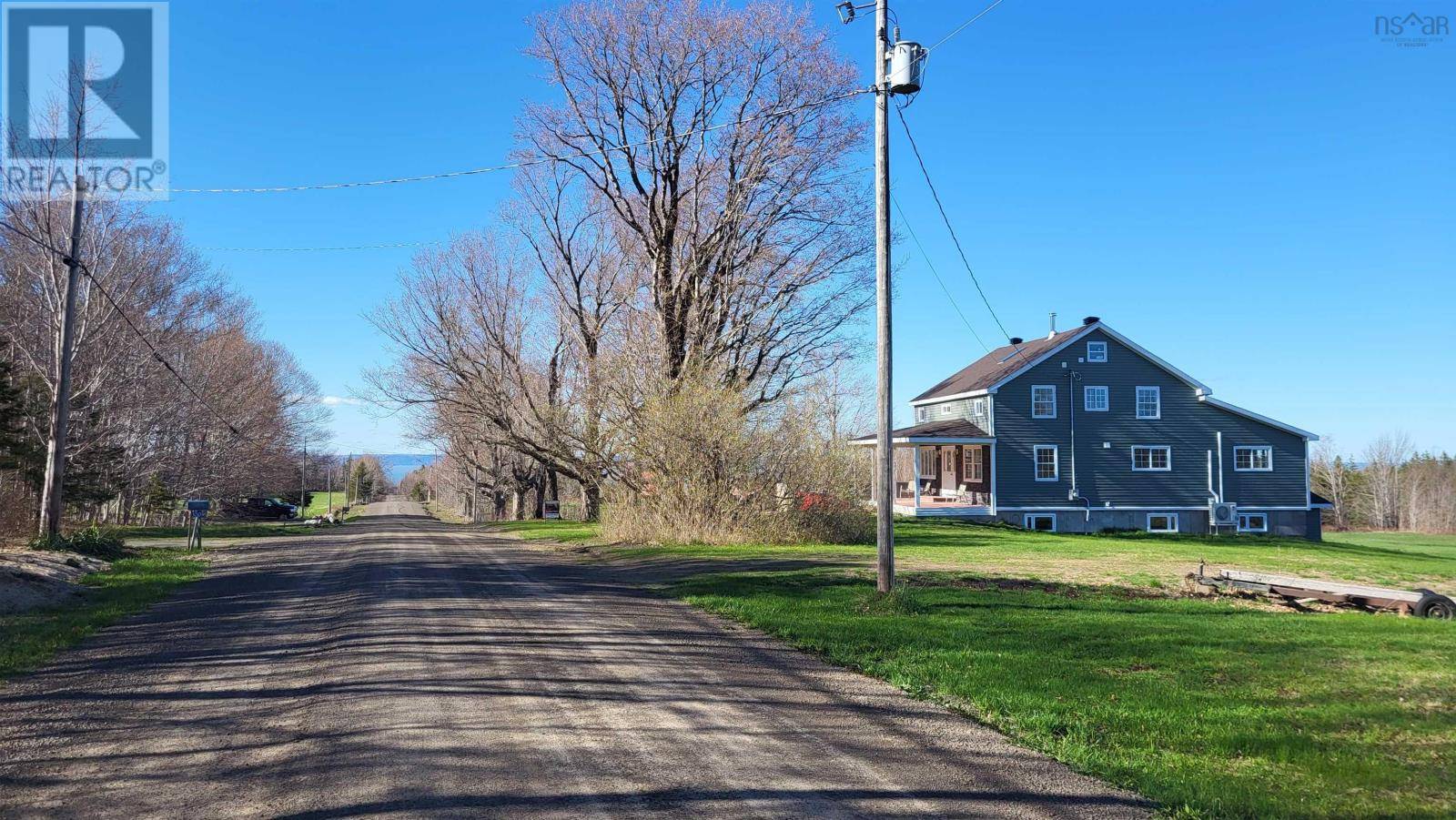 1012 Hamilton Road, Harbourville, NS B0P1E0