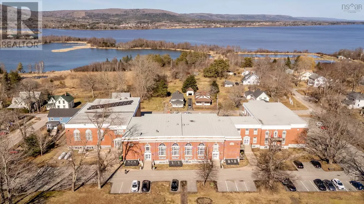 Annapolis Royal, NS B0S1A0,151 Ritchie ST #209