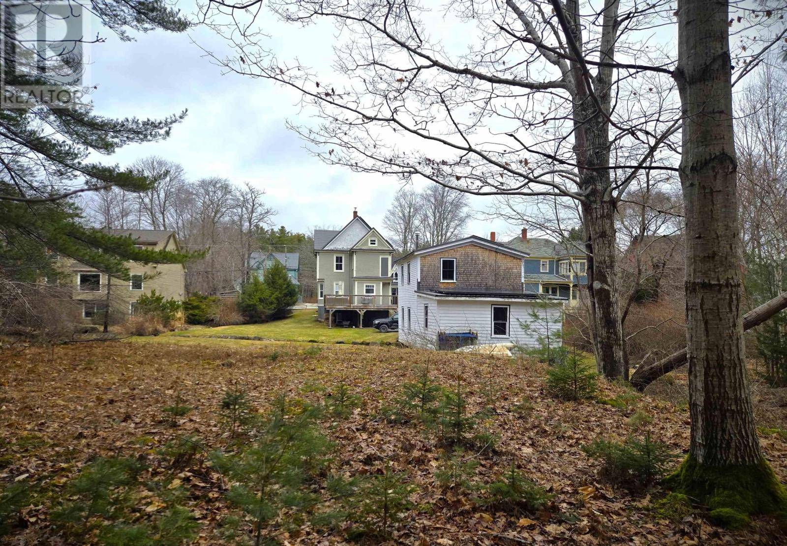 Mahone Bay, NS B0J2E0,394 Main Street