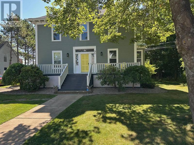 31 Main Street, Liverpool, NS B0T1K0