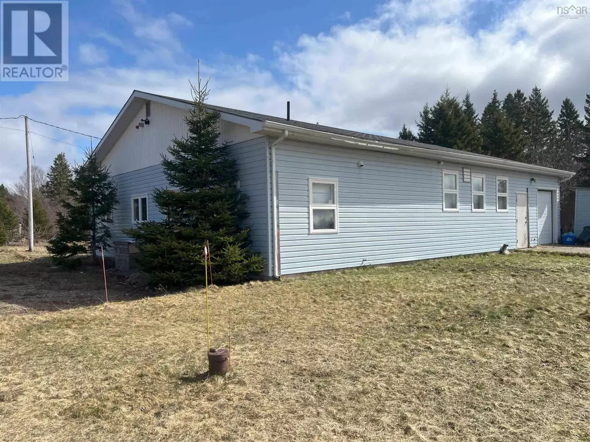 River Denys, NS B0E2Y0,6858 Highway 105