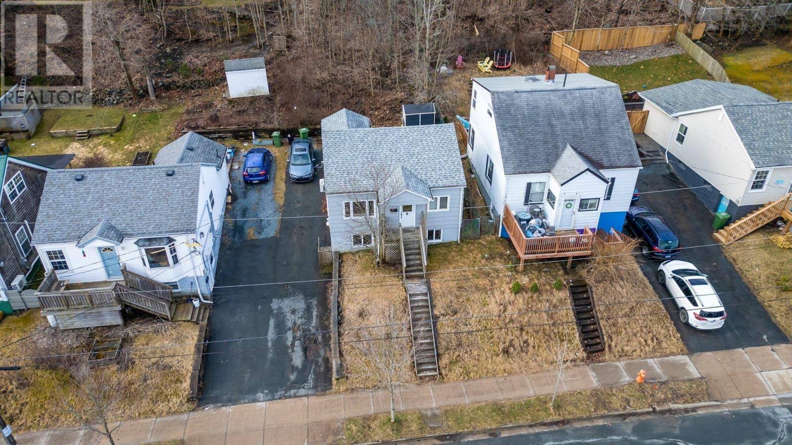 Halifax, NS B3K3L2,3668/ 3670 Lynch Street