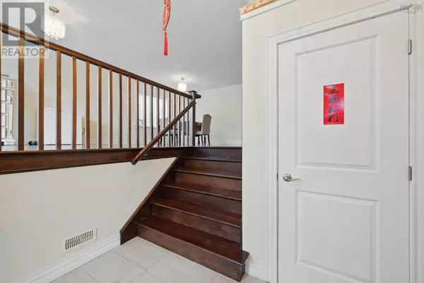 Halifax, NS B3M4V4,292 Fleetview Drive