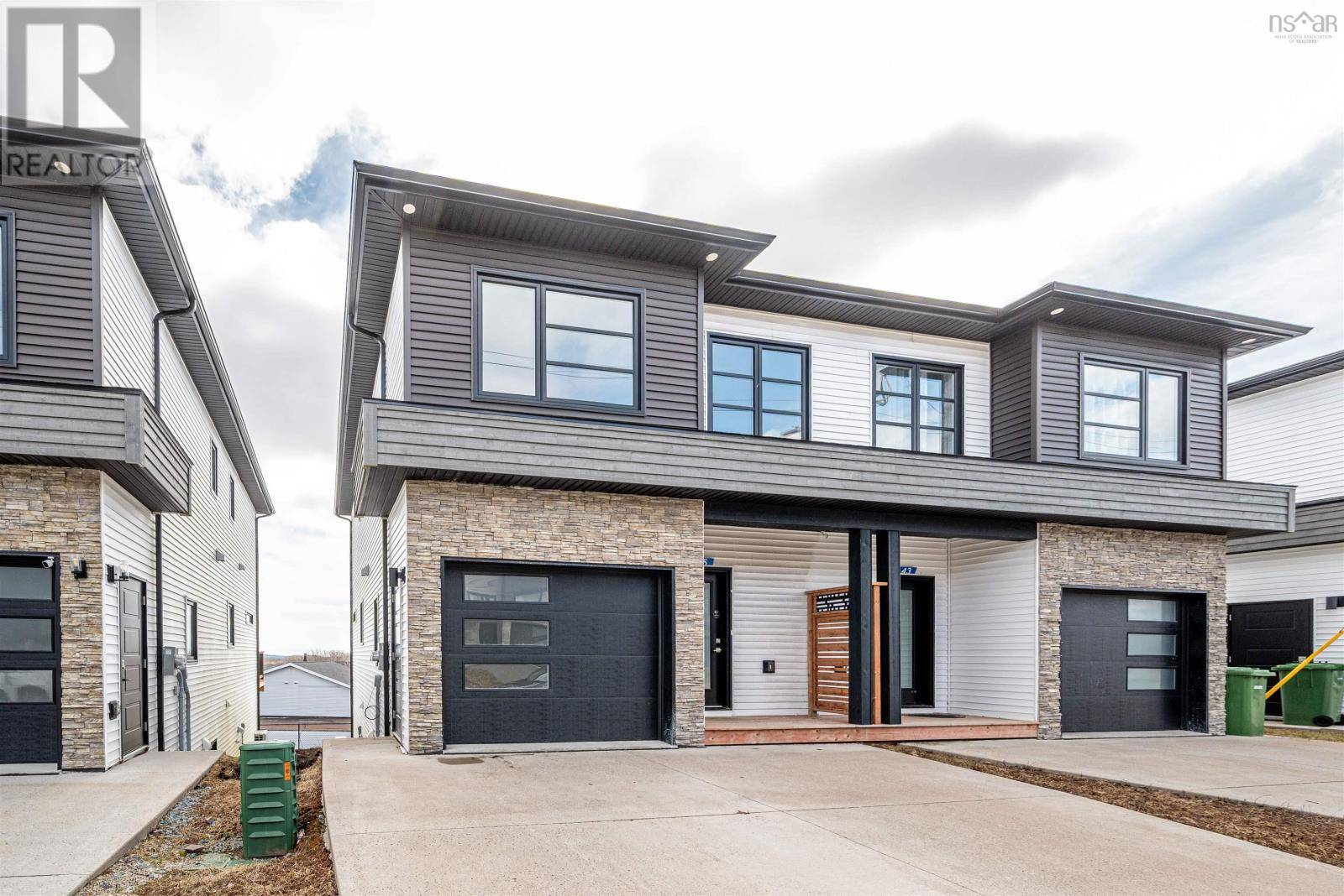 Long Lake, NS B3P0J8,45 Grenoble Court