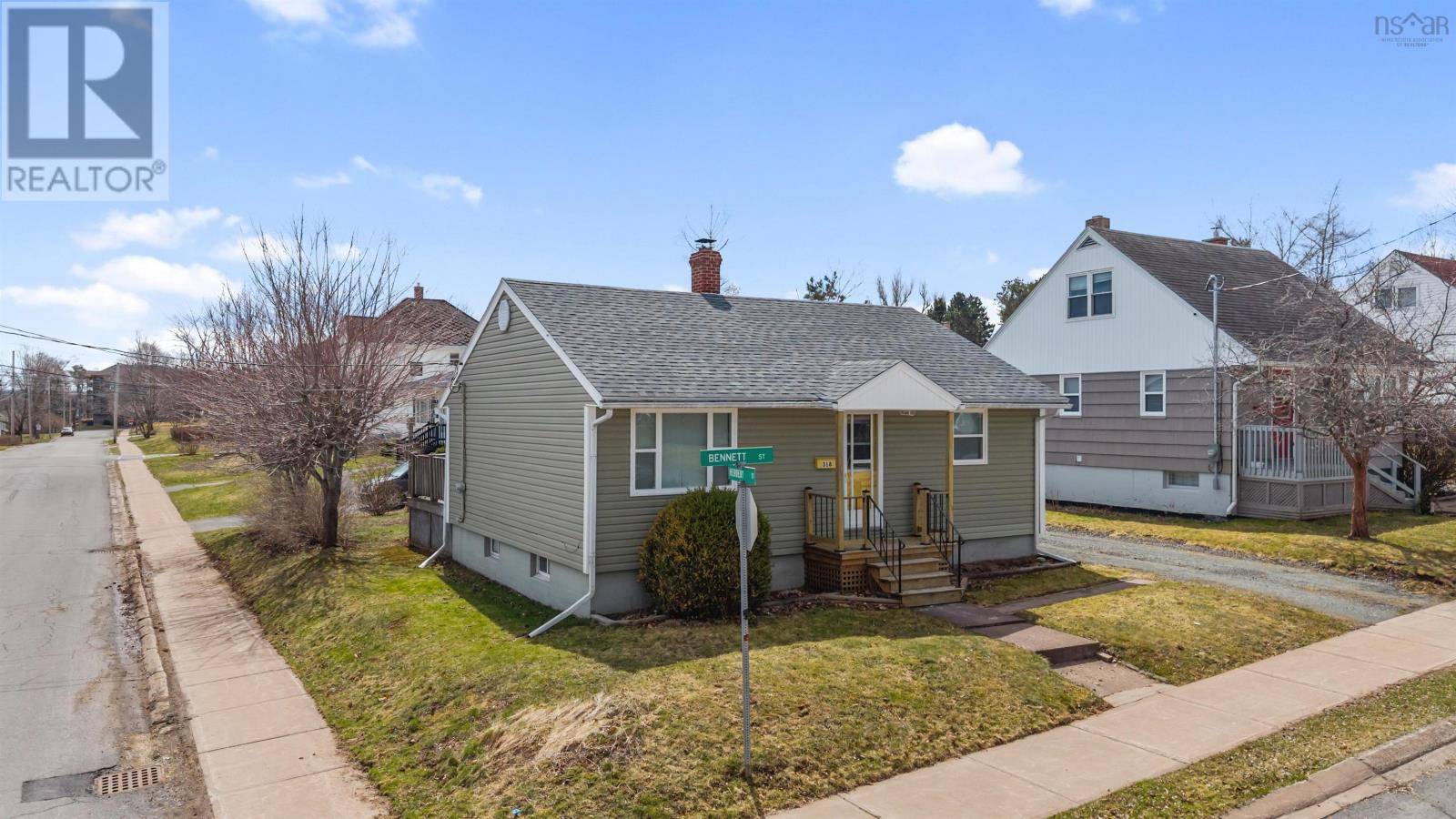 New Glasgow, NS B2H1X2,318 Bennett Street