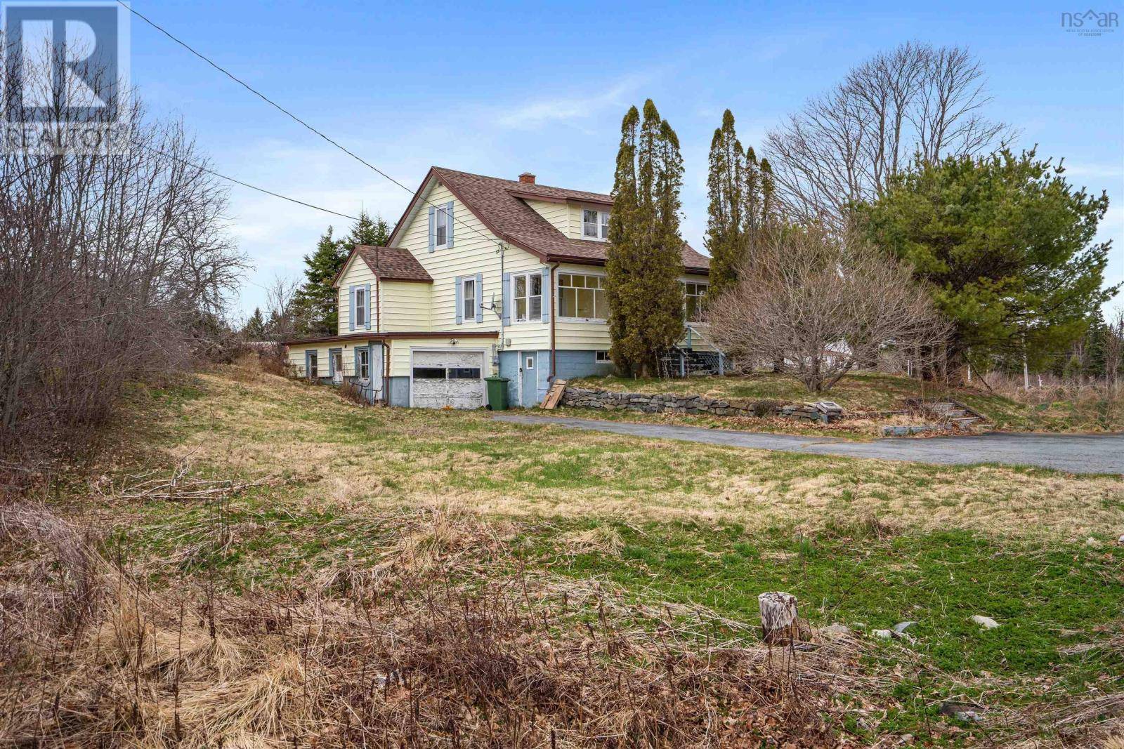 28915 Highway 7, Moser River, NS B0J2K0