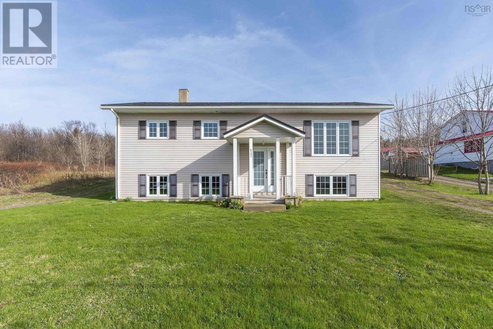 5104 Shore Road, Parkers Cove, NS B0S1A0