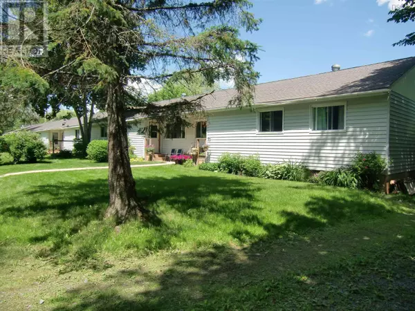 Windsor, NS B0N2T0,993 King Street