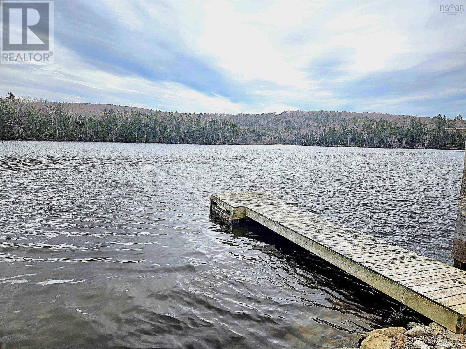 Dundee, NS B0E3K0,118 Old Black River Road
